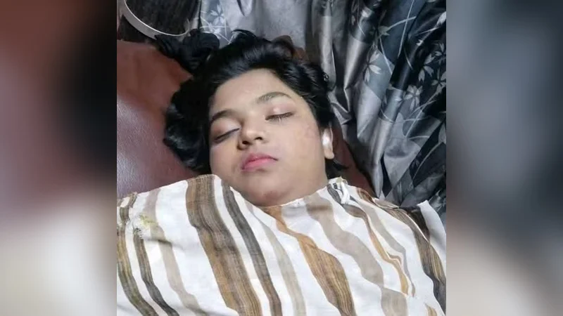 বাসের ধাক্কায় প্রাণ গেল এসএসসি পরীক্ষার্থীর